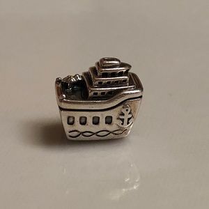Pandora cruise ship bead